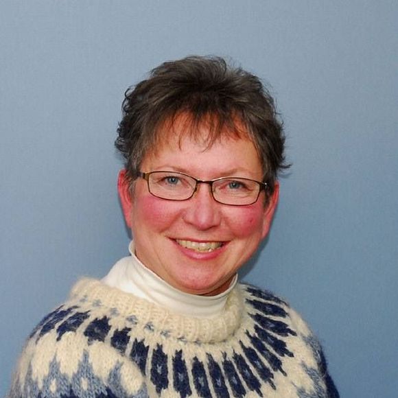 Meet your Posher, Debbie - Picture 1 of 1